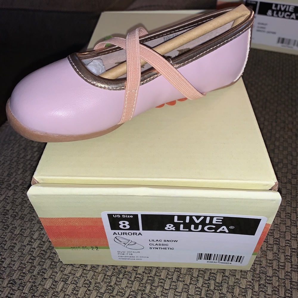 New In Box Livie and Luca Size 8 (toddler)